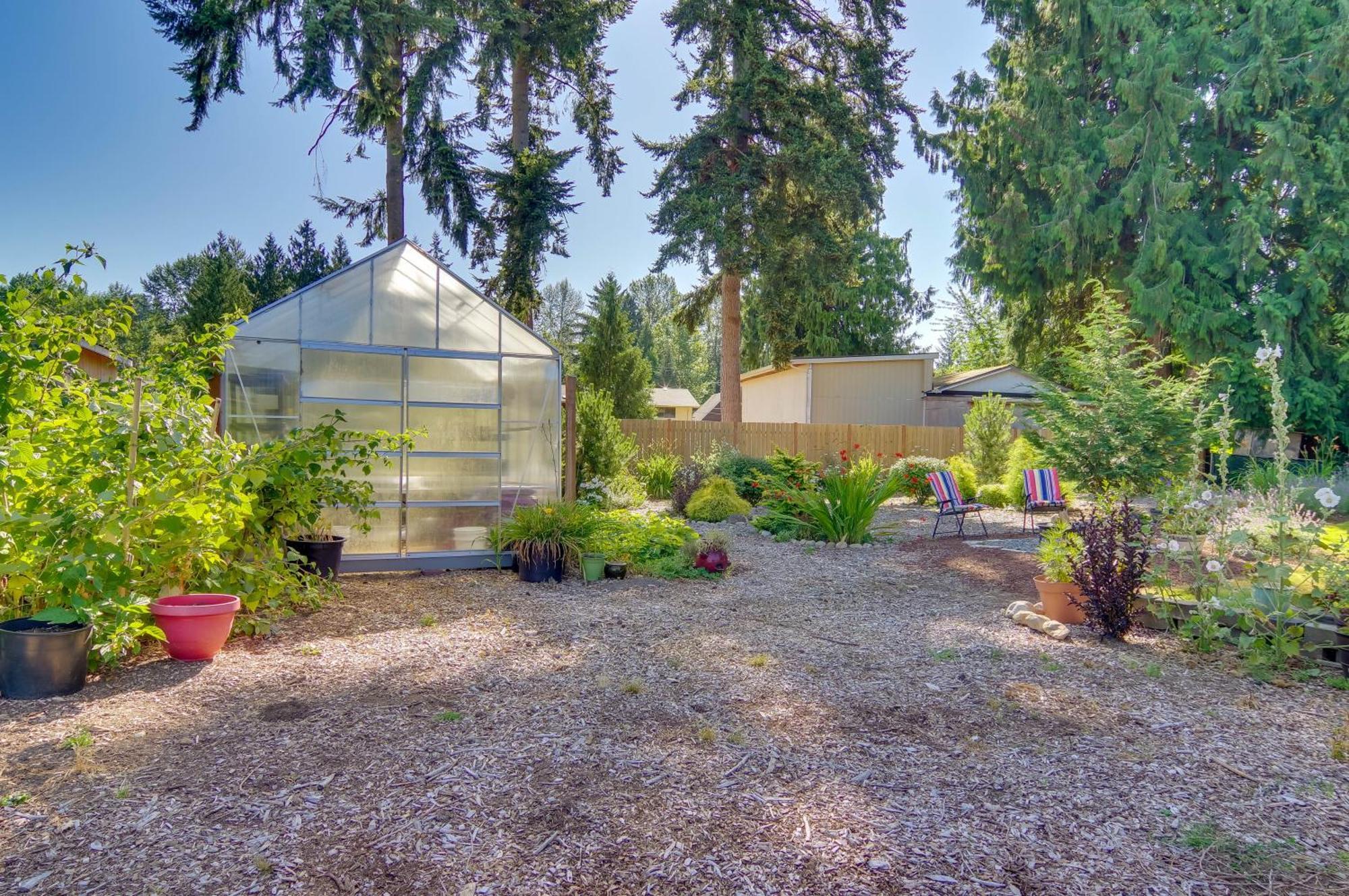 Charming Updated Retreat Walk To Lake Stevens! 外观 照片